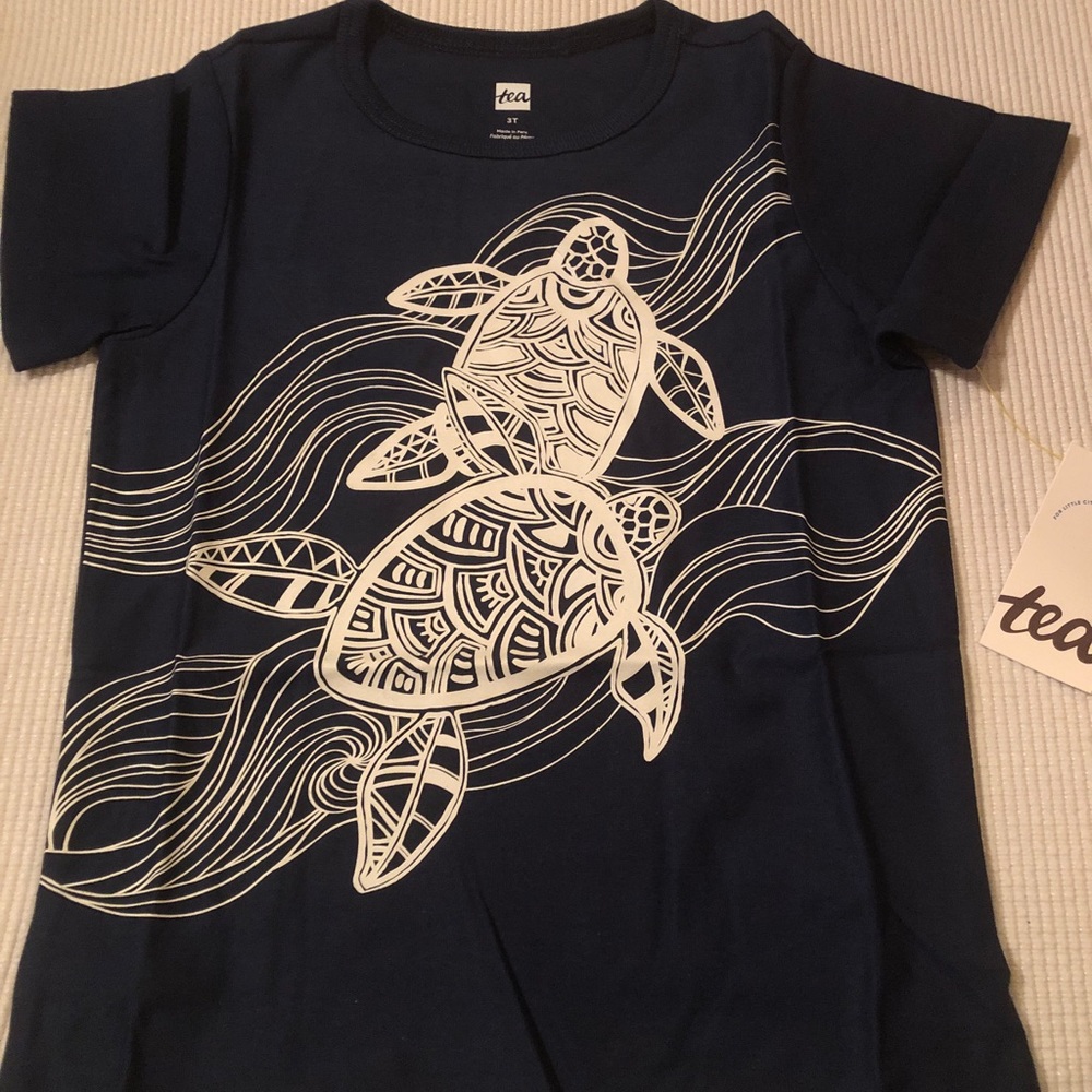 Tea Collection Turtle Short Sleeve Shirt